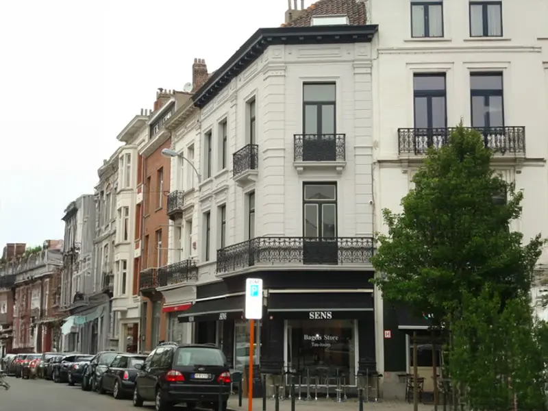 renovation-facade-ixelles-après